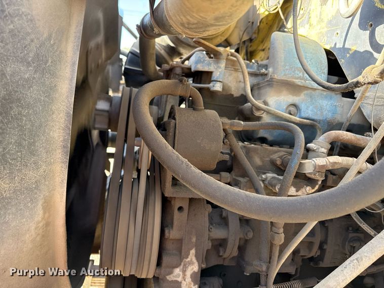 image for item DY8012 1984 GMC Brigadier dump truck