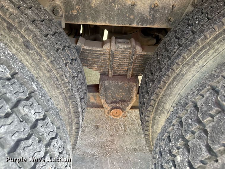 image for item DY8012 1984 GMC Brigadier dump truck