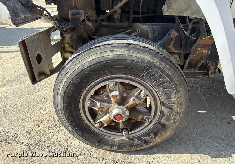 image for item DY8012 1984 GMC Brigadier dump truck