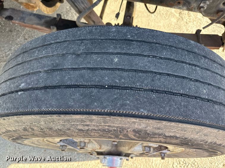 image for item DY8012 1984 GMC Brigadier dump truck