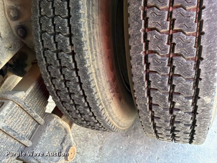 image for item DY8012 1984 GMC Brigadier dump truck