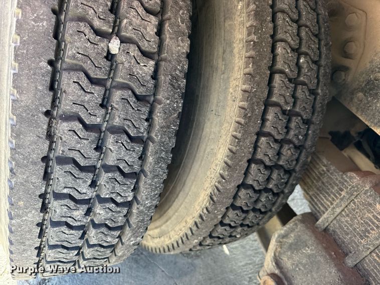 image for item DY8012 1984 GMC Brigadier dump truck