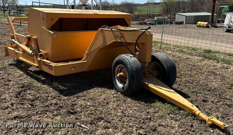 image for item DY8014 Rowse 700 scraper