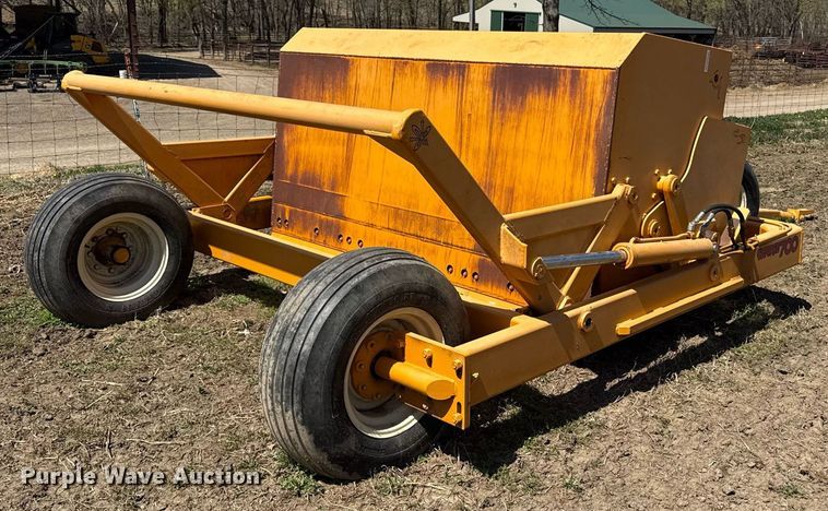 image for item DY8014 Rowse 700 scraper