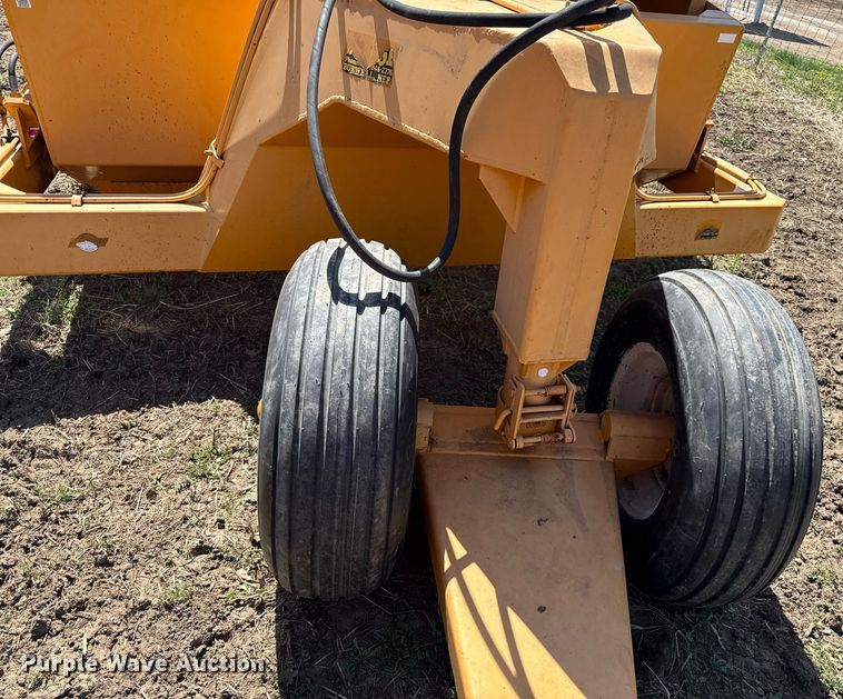 image for item DY8014 Rowse 700 scraper