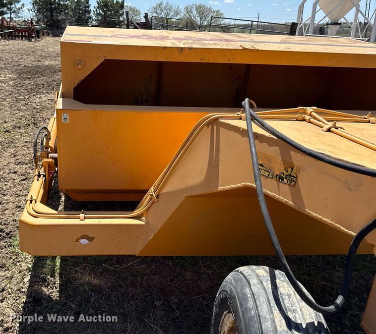 image for item DY8014 Rowse 700 scraper