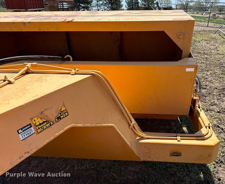 image for item DY8014 Rowse 700 scraper