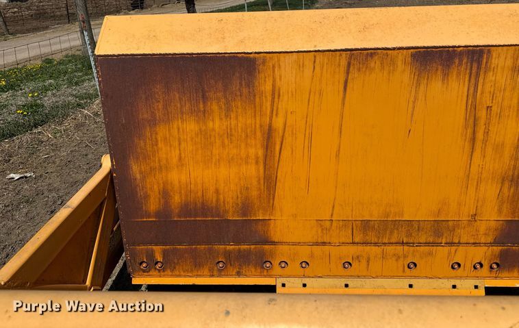 image for item DY8014 Rowse 700 scraper