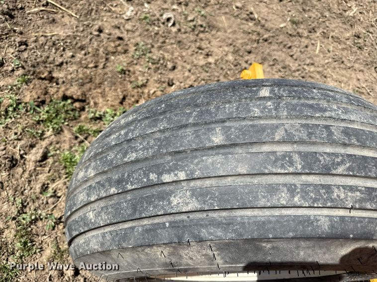 image for item DY8014 Rowse 700 scraper