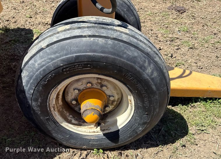 image for item DY8014 Rowse 700 scraper