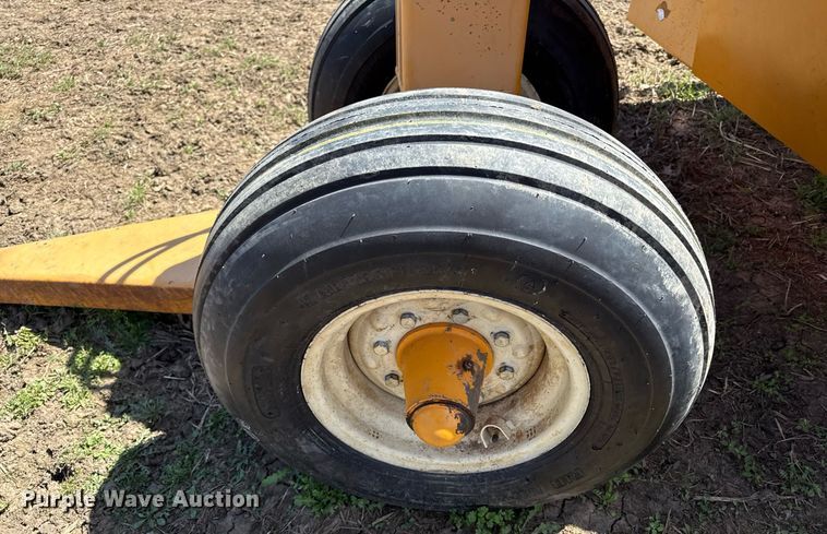 image for item DY8014 Rowse 700 scraper