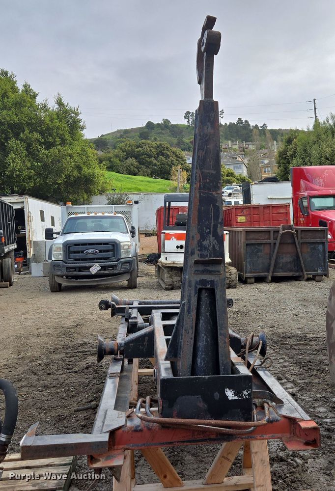 image for item EC0914 Hook lift bed