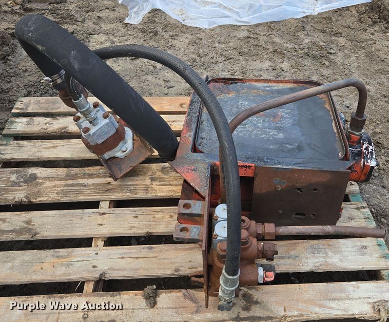 image for item EC0914 Hook lift bed