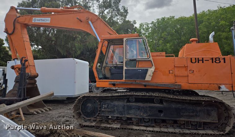 image for item EC0918 Hitachi UH-181 excavator