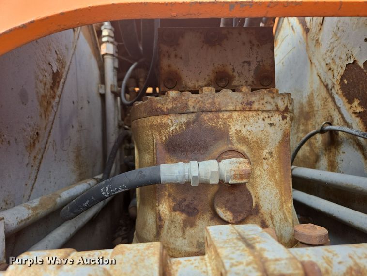 image for item EC0918 Hitachi UH-181 excavator