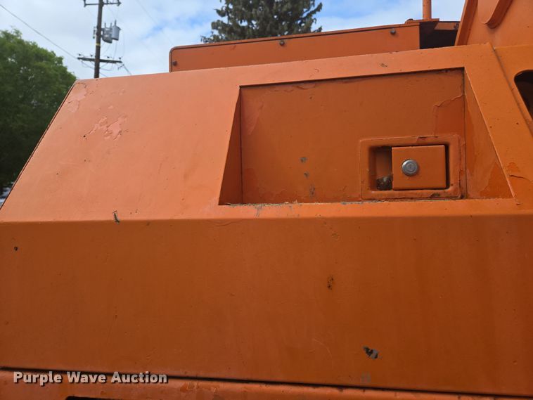 image for item EC0918 Hitachi UH-181 excavator