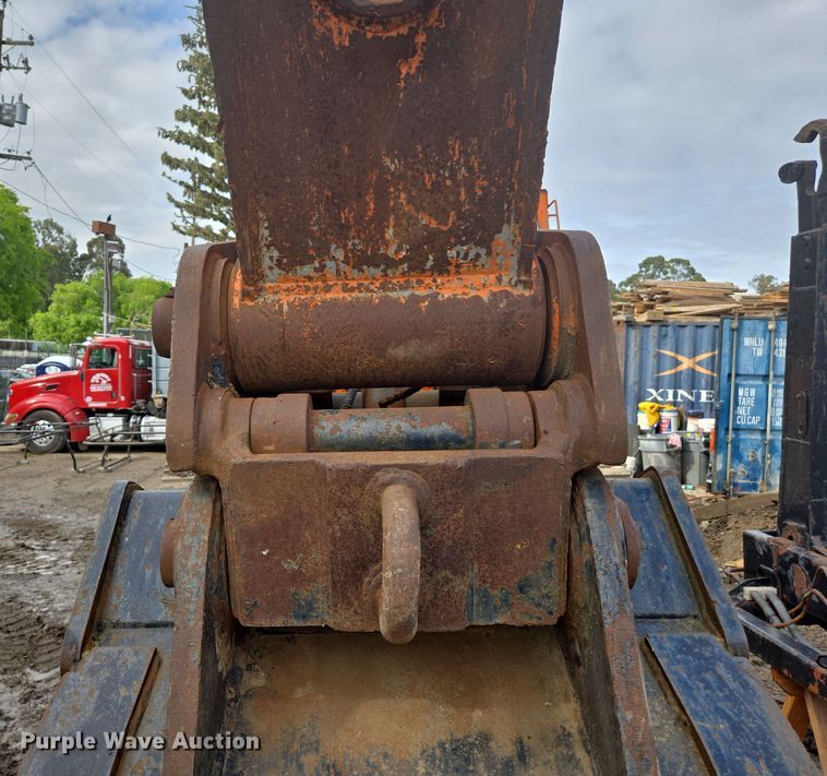 image for item EC0918 Hitachi UH-181 excavator