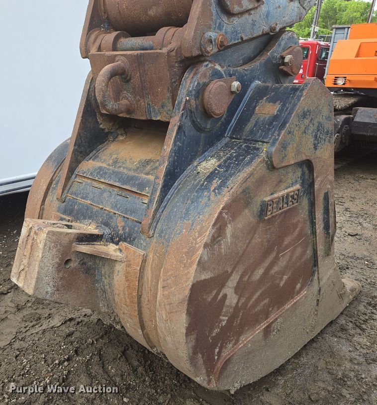 image for item EC0918 Hitachi UH-181 excavator