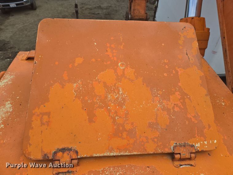 image for item EC0918 Hitachi UH-181 excavator