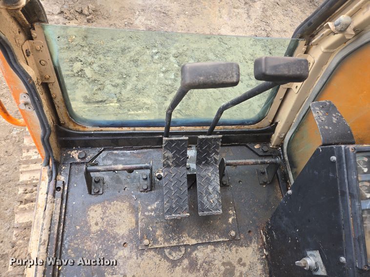 image for item EC0918 Hitachi UH-181 excavator