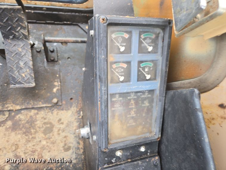 image for item EC0918 Hitachi UH-181 excavator