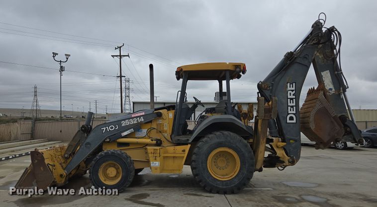 image for item EC0920 2011 John Deere 710J backhoe