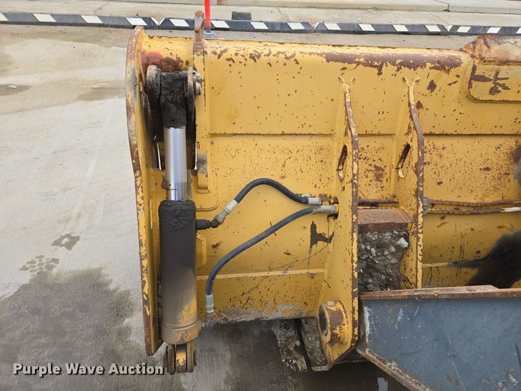 image for item EC0920 2011 John Deere 710J backhoe