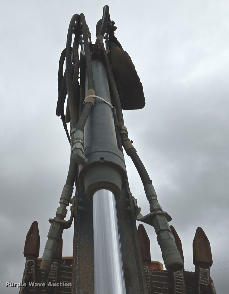 image for item EC0920 2011 John Deere 710J backhoe