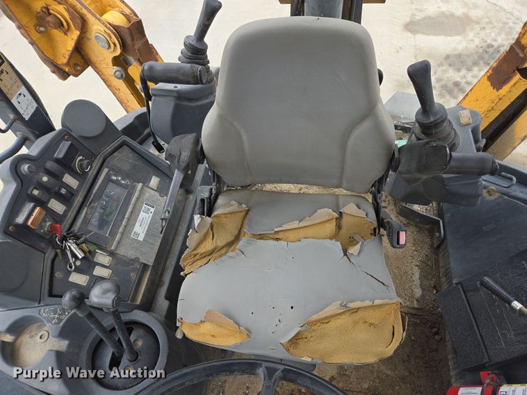 image for item EC0920 2011 John Deere 710J backhoe