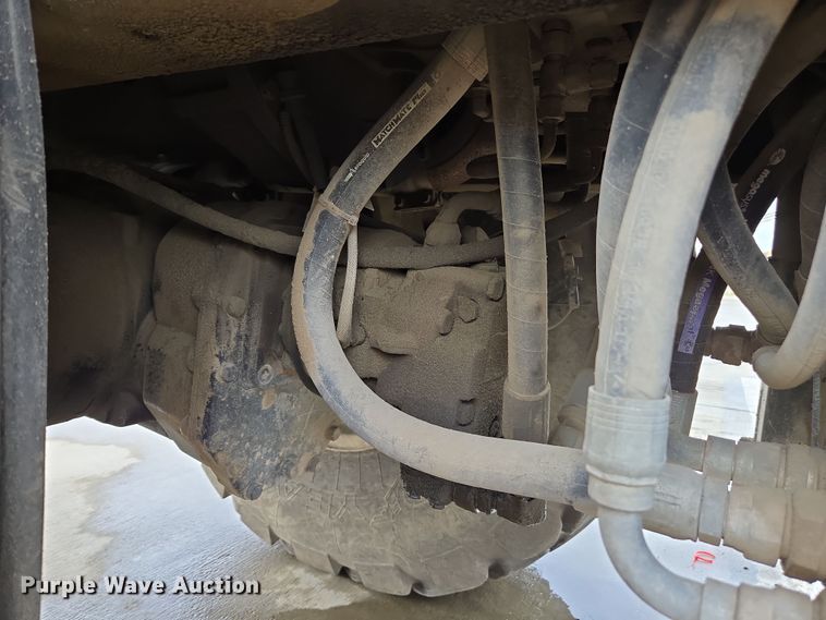 image for item EC0921 2004 Ingersoll Rand SD-122DX TF single drum vibratory roller