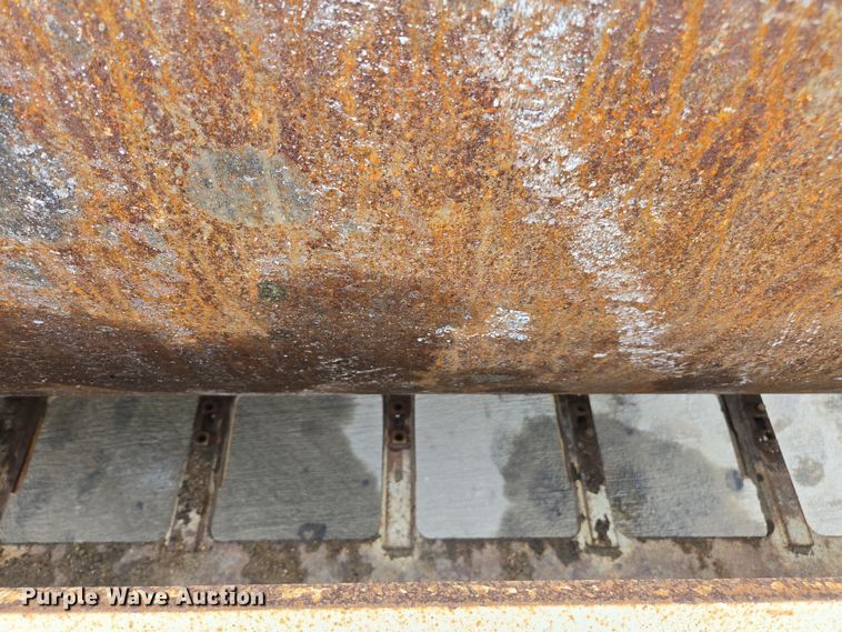 image for item EC0921 2004 Ingersoll Rand SD-122DX TF single drum vibratory roller