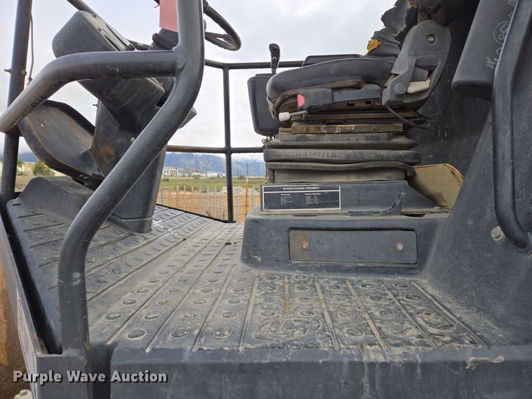 image for item EC0921 2004 Ingersoll Rand SD-122DX TF single drum vibratory roller