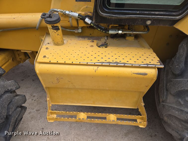 image for item EC0929 2004 Caterpillar 420D backhoe