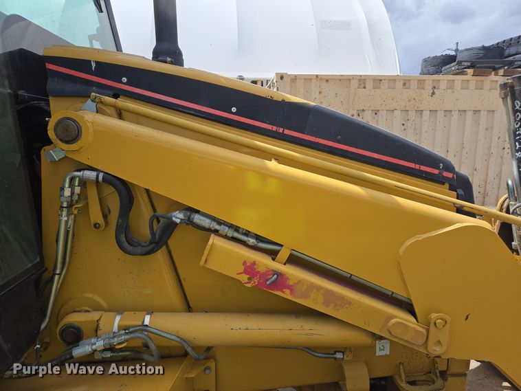 image for item EC0929 2004 Caterpillar 420D backhoe