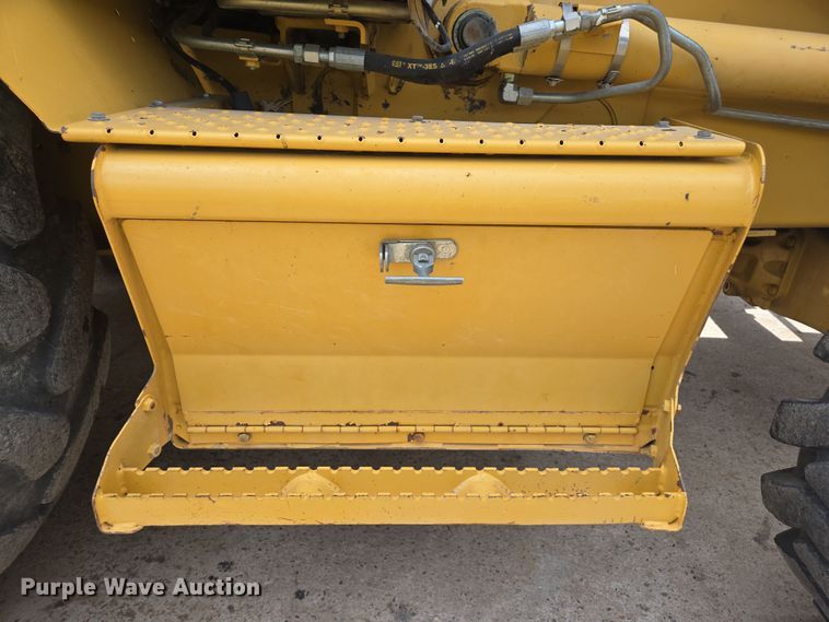 image for item EC0929 2004 Caterpillar 420D backhoe