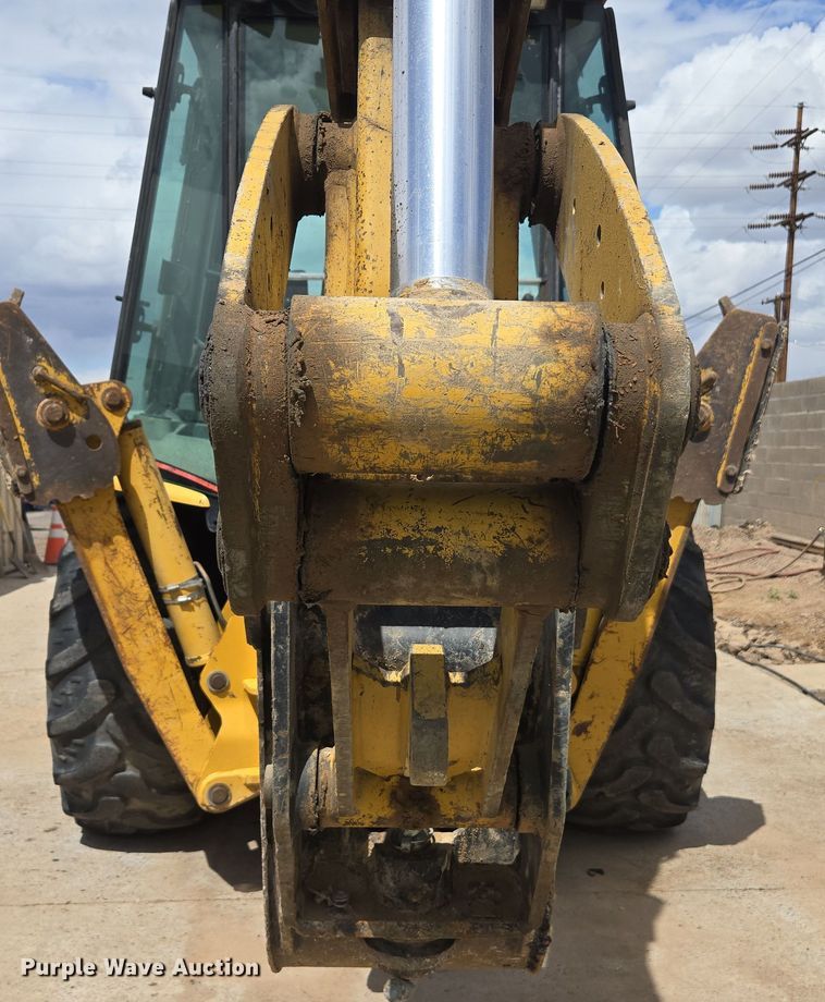 image for item EC0929 2004 Caterpillar 420D backhoe