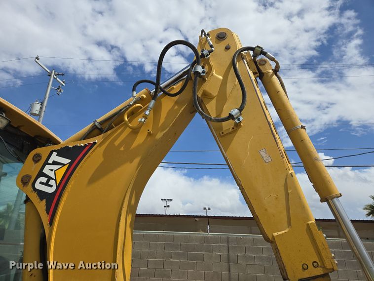 image for item EC0929 2004 Caterpillar 420D backhoe