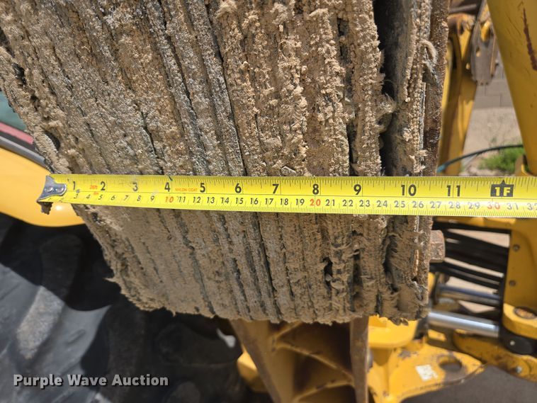 image for item EC0929 2004 Caterpillar 420D backhoe