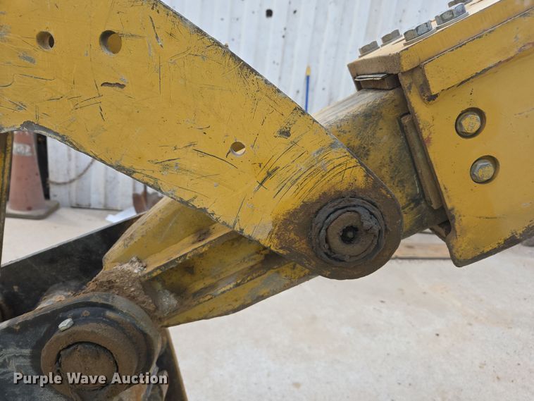 image for item EC0929 2004 Caterpillar 420D backhoe