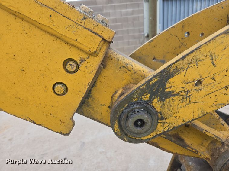 image for item EC0929 2004 Caterpillar 420D backhoe