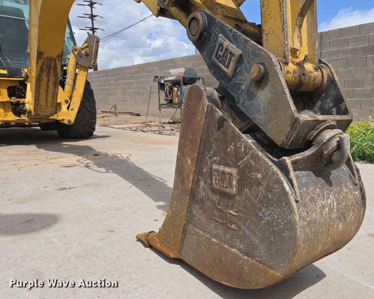 image for item EC0929 2004 Caterpillar 420D backhoe