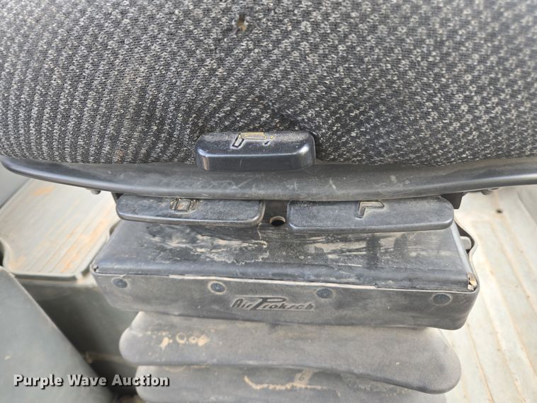 image for item EC0929 2004 Caterpillar 420D backhoe