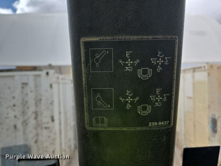 image for item EC0929 2004 Caterpillar 420D backhoe