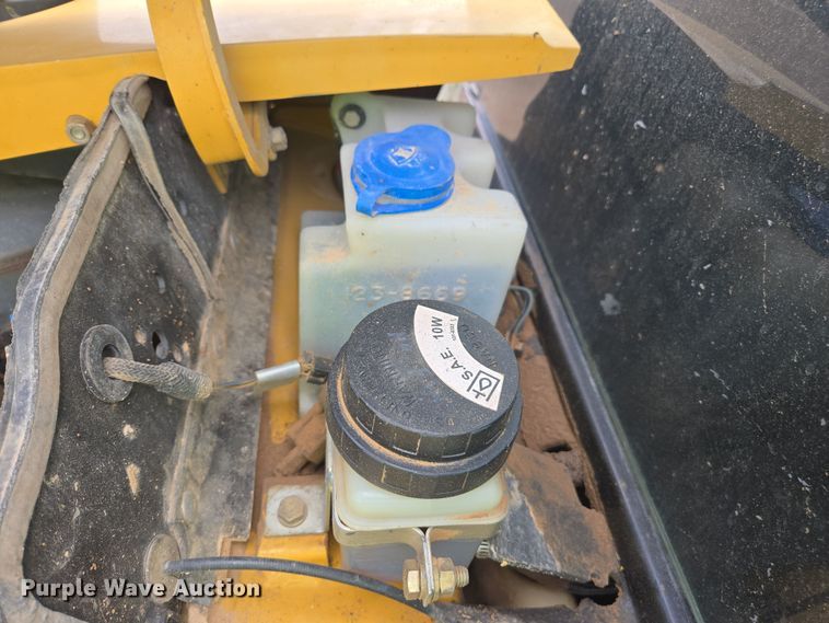 image for item EC0929 2004 Caterpillar 420D backhoe