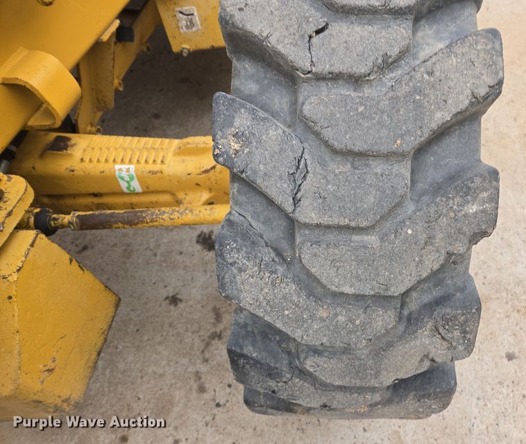 image for item EC0929 2004 Caterpillar 420D backhoe