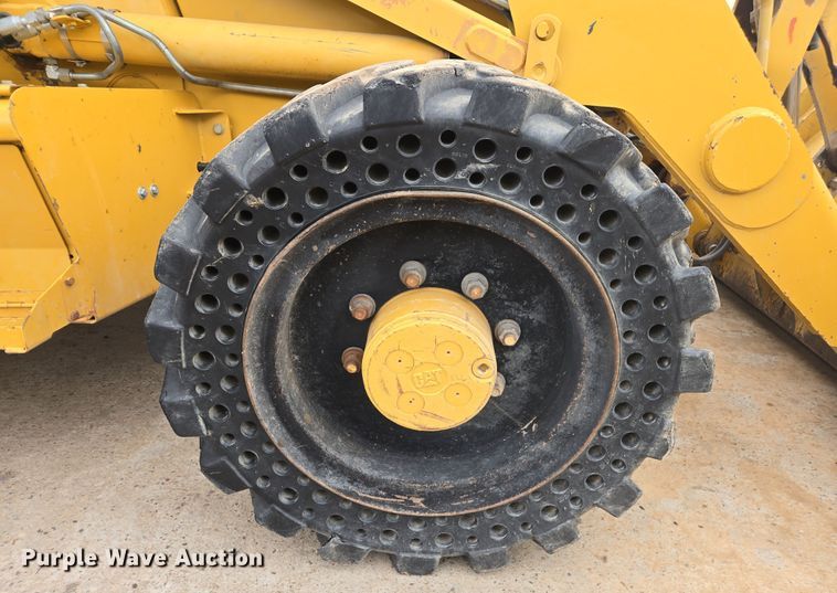 image for item EC0929 2004 Caterpillar 420D backhoe