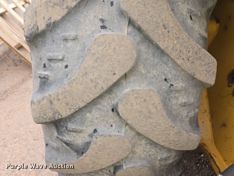 image for item EC0929 2004 Caterpillar 420D backhoe