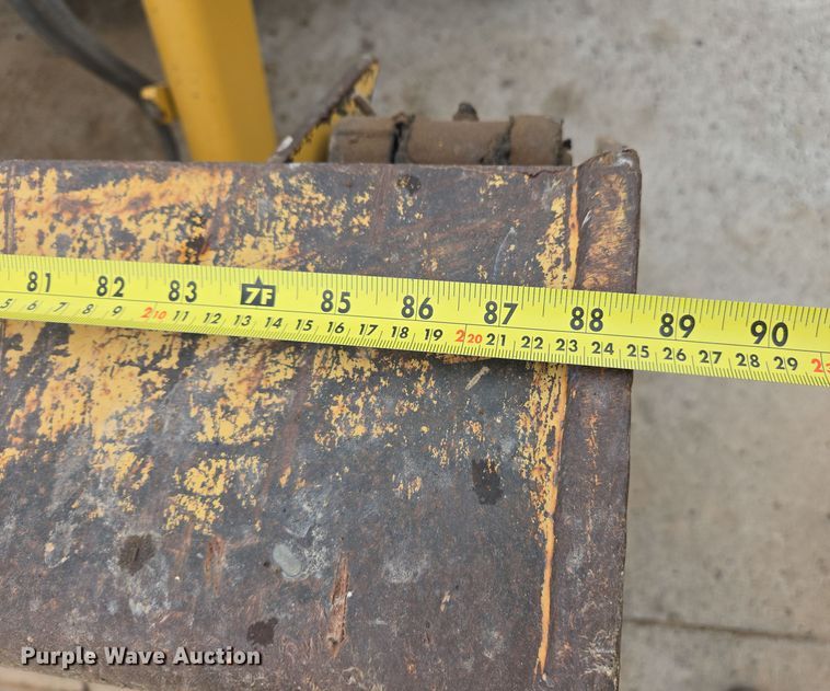 image for item EC0929 2004 Caterpillar 420D backhoe