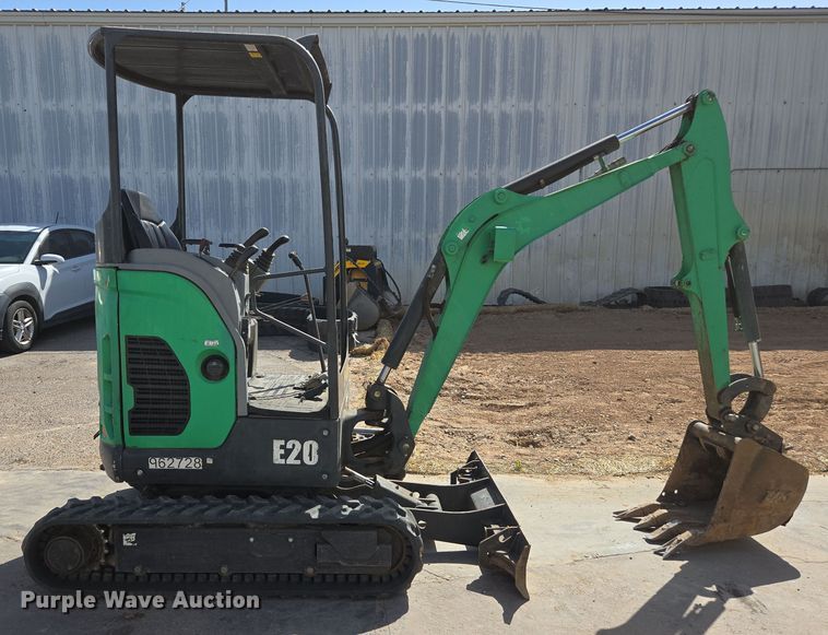 image for item EC0930 2017 Bobcat E20 mini excavator