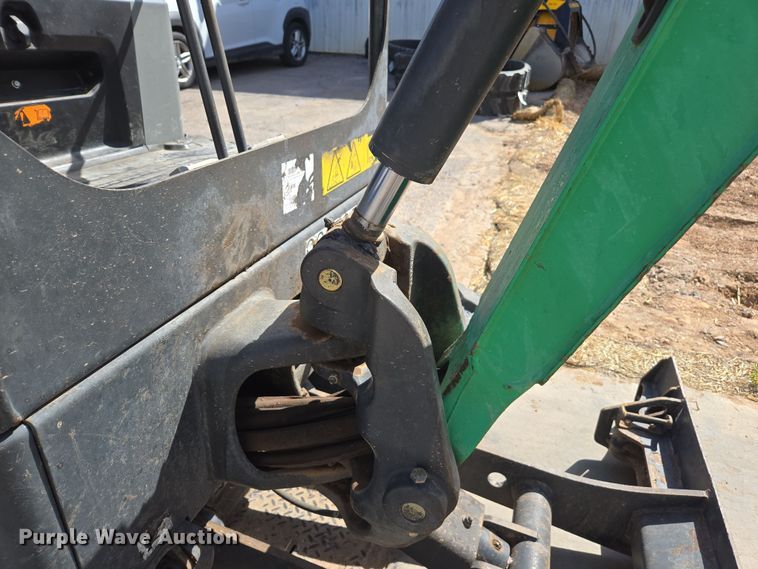 image for item EC0930 2017 Bobcat E20 mini excavator